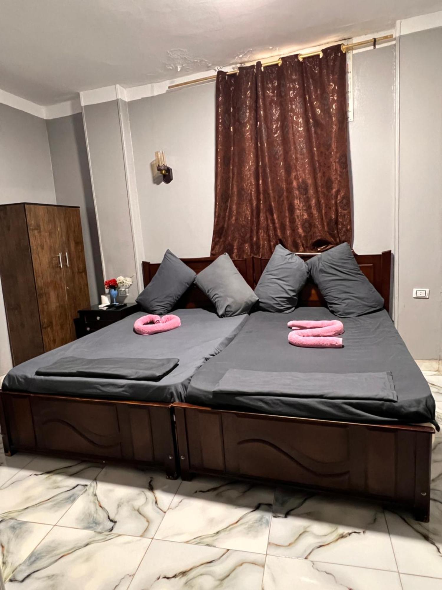 Amigo Pyramids Inn Каир Экстерьер фото